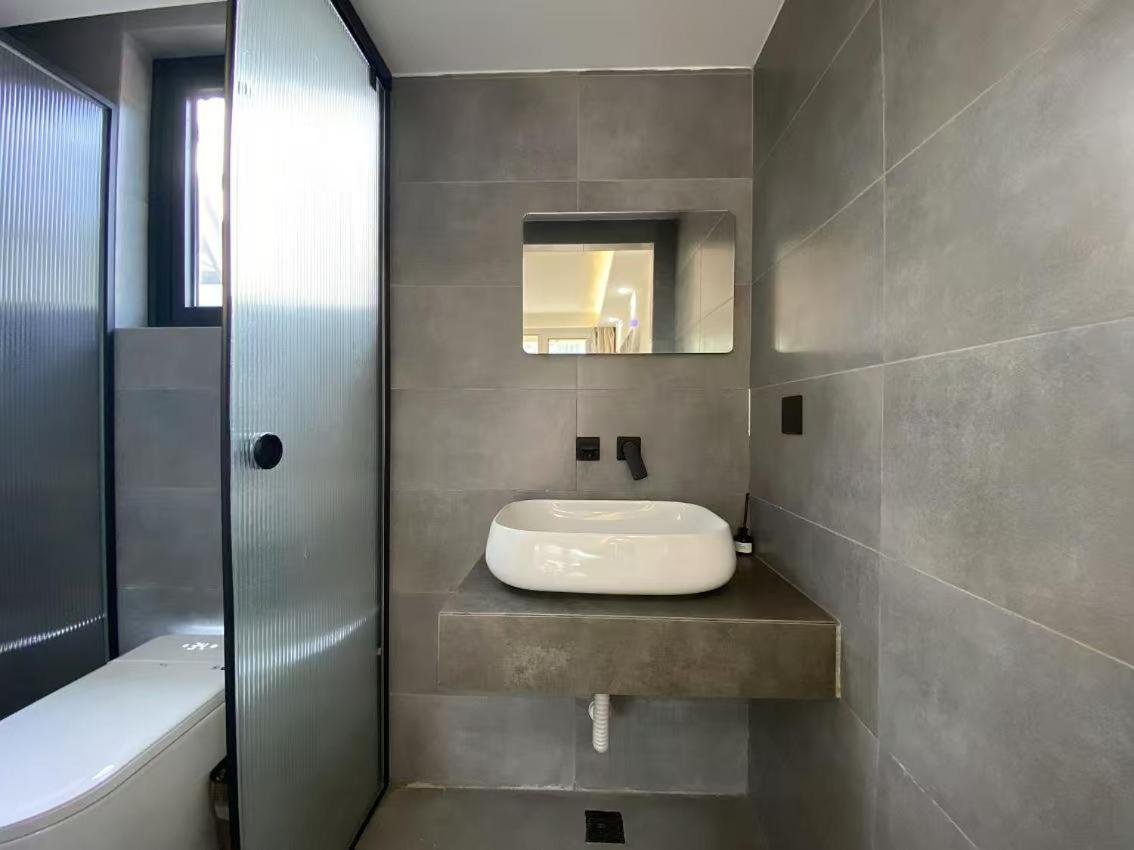 Beijing Hills & Hutong City Retreat Near Forbidden City & Line 4 Multi-Room Options Buitenkant foto